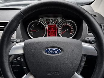 Ford Kuga 2.0 TDCi Titanium Powershift AWD Euro 5 5dr