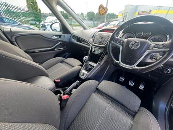 Vauxhall Zafira Tourer 1.6 CDTi ecoFLEX SRi Euro 6 (s/s) 5dr