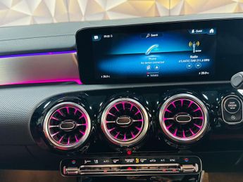 Mercedes-Benz CLA 1.3 CLA180 AMG Line (Premium) Coupe 7G-DCT Euro 6 (s/s) 4dr