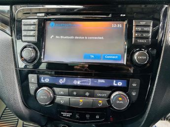 Nissan Qashqai 1.6 dCi Tekna XTRON 2WD Euro 5 (s/s) 5dr