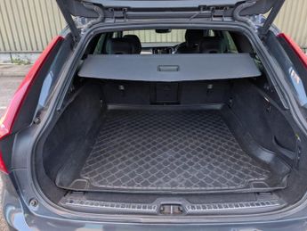Volvo V90 2.0 D4 R-Design Auto Euro 6 (s/s) 5dr
