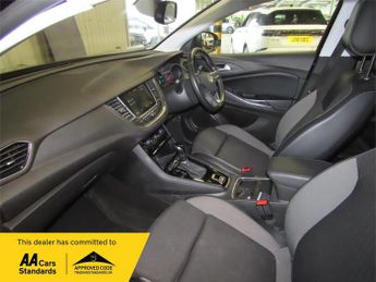 Vauxhall Grandland X 1.2 Turbo SRi Nav Auto Euro 6 (s/s) 5dr