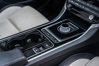 Jaguar XE 2.0d R-Sport Auto Euro 6 (s/s) 4dr