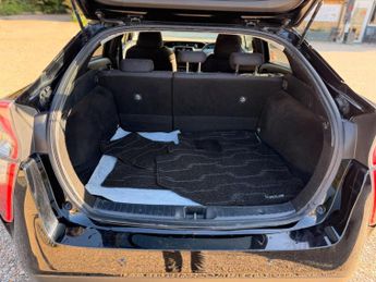 Toyota Prius 1.5 CVT 4dr