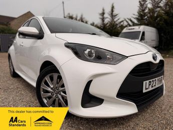 Toyota Yaris 1.5 VVT-h Icon E-CVT Euro 6 (s/s) 5dr