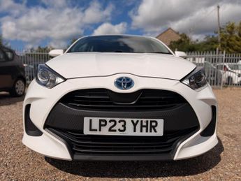 Toyota Yaris 1.5 VVT-h Icon E-CVT Euro 6 (s/s) 5dr
