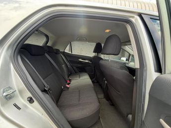 Toyota Auris 1.6 VVT-i T3 5dr