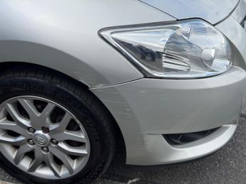 Toyota Auris 1.6 VVT-i T3 5dr