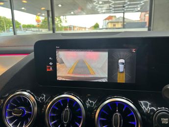Mercedes-Benz EQA EQA 350 66.5kWh AMG Line Auto 4MATIC 5dr
