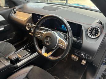Mercedes-Benz EQA EQA 350 66.5kWh AMG Line Auto 4MATIC 5dr