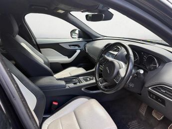 Jaguar F-PACE 2.0 D180 R-Sport Auto AWD Euro 6 (s/s) 5dr