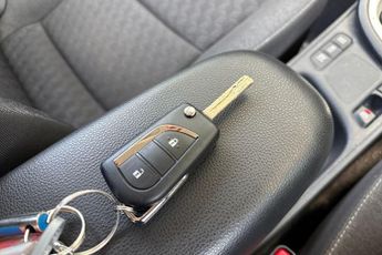 Toyota Yaris 1.5 VVT-h Icon E-CVT Euro 6 (s/s) 5dr
