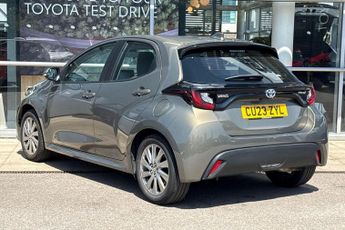 Toyota Yaris 1.5 VVT-h Icon E-CVT Euro 6 (s/s) 5dr