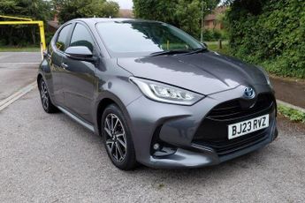 Toyota Yaris 1.5 VVT-h Design E-CVT Euro 6 (s/s) 5dr
