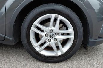 Toyota C-HR 1.8 VVT-h Icon CVT Euro 6 (s/s) 5dr