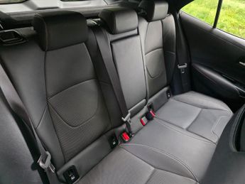 Toyota Corolla 1.8 VVT-h Excel CVT Euro 6 (s/s) 5dr