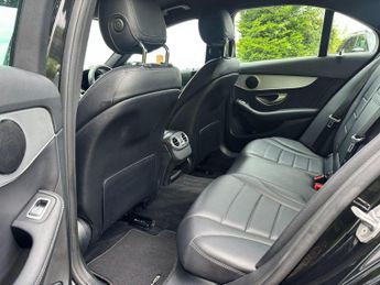 Mercedes-Benz C Class 2.1 C220d AMG Line G-Tronic+ Euro 6 (s/s) 4dr