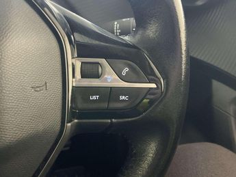 Peugeot 2008 1.2 PureTech Allure SUV 5dr Petrol Manual Euro 6 (s/s) (100 ps)