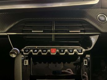 Peugeot 2008 1.2 PureTech Allure SUV 5dr Petrol Manual Euro 6 (s/s) (100 ps)