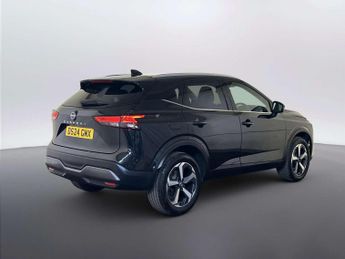 Nissan Qashqai 1.3 DIG-T MHEV N-Connecta SUV 5dr Petrol Hybrid Manual Euro 6 (s