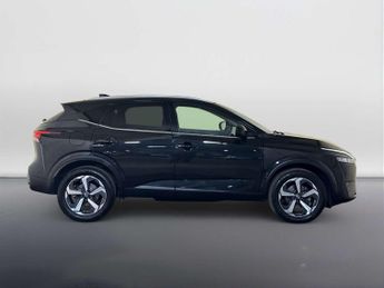Nissan Qashqai 1.3 DIG-T MHEV N-Connecta SUV 5dr Petrol Hybrid Manual Euro 6 (s