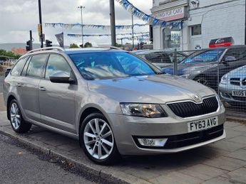 Skoda Octavia 1.4 TSI Elegance Estate 5dr Petrol DSG Euro 5 (s/s) (140 ps)
