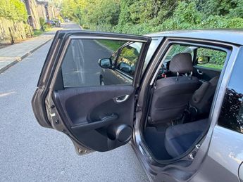 Honda Jazz 1.4 i-VTEC ES Plus CVT Euro 5 5dr