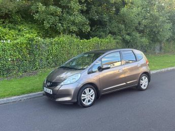 Honda Jazz 1.4 i-VTEC ES Plus CVT Euro 5 5dr