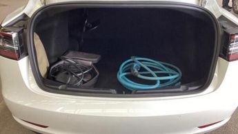 Tesla Model 3 Standard Range Plus Auto RWD 4dr