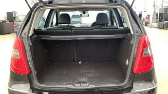 Mercedes-Benz A Class 2.0 A180 CDI Avantgarde SE Hatchback 5dr Diesel CVT (144 g/km, 1