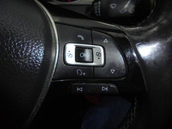 Volkswagen Golf 1.6 TDI BlueMotion Tech SE DSG Euro 5 (s/s) 5dr