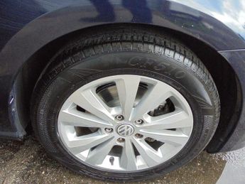 Volkswagen Golf 1.6 TDI BlueMotion Tech SE DSG Euro 5 (s/s) 5dr