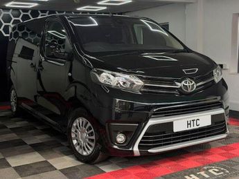 Toyota Proace 1.5D Shuttle Medium MPV MWB Euro 6 (s/s) 5dr (9 Seat)
