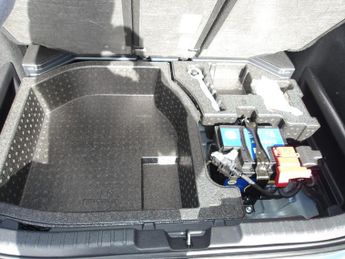 Toyota Corolla 2.0 VVT-h Excel CVT Euro 6 (s/s) 5dr