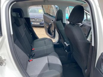 Peugeot 208 1.2 PureTech Allure Premium Euro 6 5dr