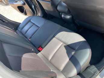 Nissan Juke 1.6 Tekna XTRON Euro 5 5dr
