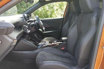 Peugeot 2008 1.2 PureTech GT Premium SUV 5dr Petrol EAT Euro 6 (s/s) (130 ps)