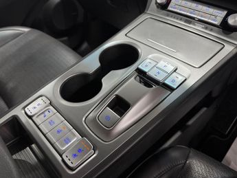 Hyundai KONA 64kWh Premium SE Auto 5dr