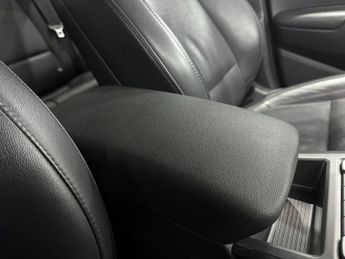 Hyundai KONA 64kWh Premium SE Auto 5dr