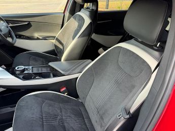 Kia EV6 77.4kWh GT-Line S Hatchback 5dr Electric Auto AWD (320 bhp)