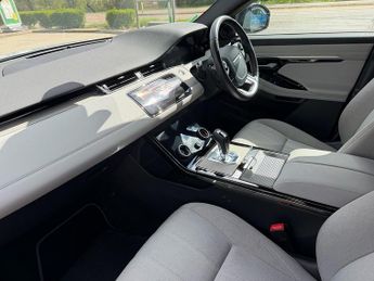 Land Rover Range Rover Evoque 1.5 P300e 12.2kWh R-Dynamic SE SUV 5dr Petrol Plug-in Hybrid Aut