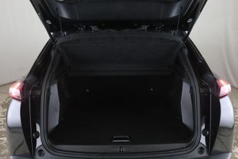 Peugeot E-2008 50kWh Allure Premium + Auto 5dr (7kW Charger)