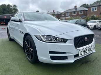 Jaguar XE 2.0d Portfolio Auto Euro 6 (s/s) 4dr