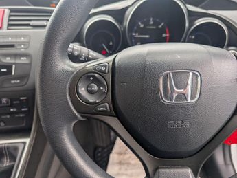 Honda Civic 1.6 i-DTEC SE Euro 5 (s/s) 5dr