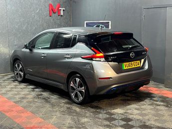 Nissan Leaf 40kWh N-Connecta Auto 5dr