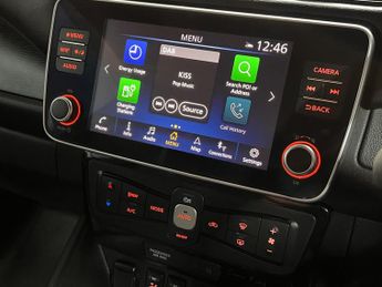 Nissan Leaf 40kWh N-Connecta Auto 5dr