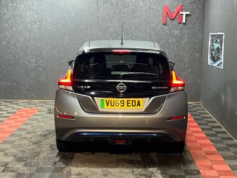Nissan Leaf 40kWh N-Connecta Auto 5dr