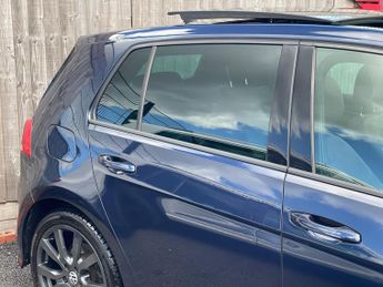 Volkswagen Golf 2.0 TDI BlueMotion Tech R-Line Edition DSG Euro 6 (s/s) 5dr