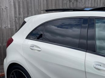 Mercedes-Benz A Class 2.1 A220d AMG Line (Premium Plus) 7G-DCT Euro 6 (s/s) 5dr