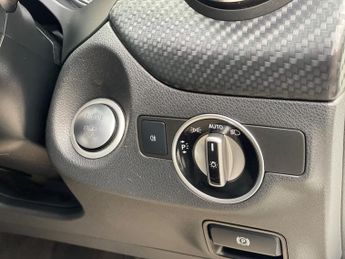 Mercedes-Benz A Class 2.1 A220d AMG Line (Premium Plus) 7G-DCT Euro 6 (s/s) 5dr
